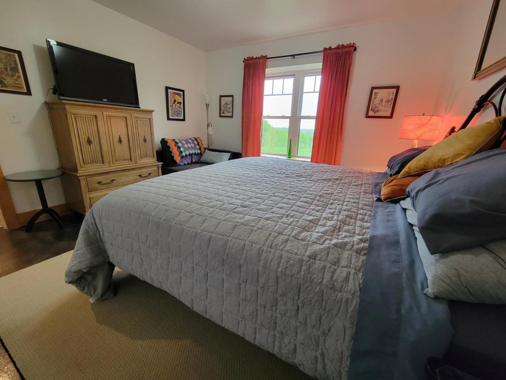 Firefly Creek Lodge Livonia エクステリア 写真