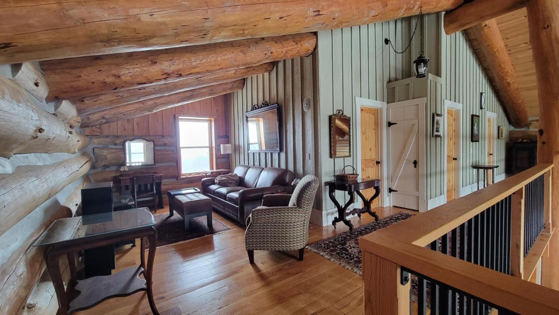 Firefly Creek Lodge Livonia エクステリア 写真